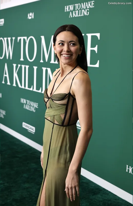 Jessica Yu Li Henwick photo 16 of 375