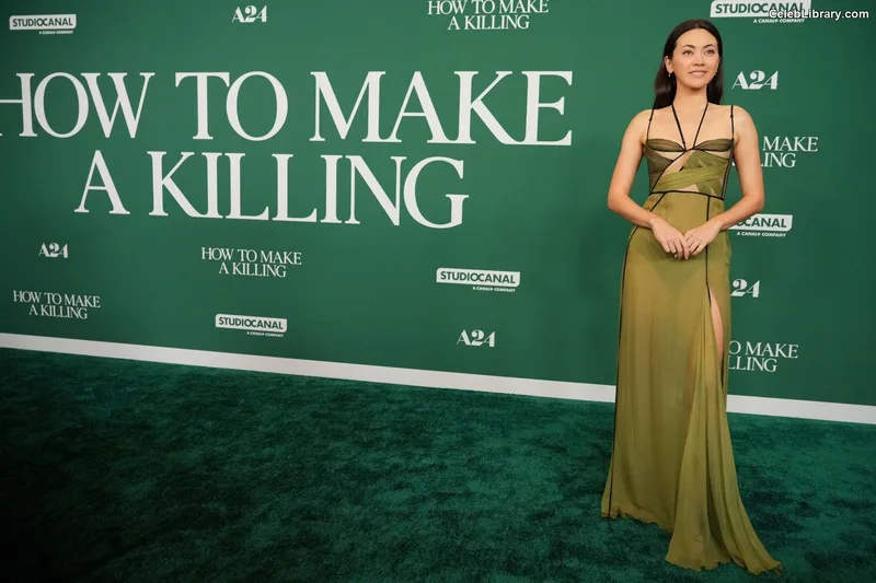 Jessica Yu Li Henwick photo 12 of 375