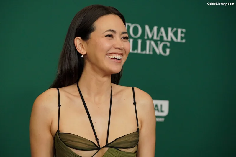 Jessica Yu Li Henwick photo 13 of 375