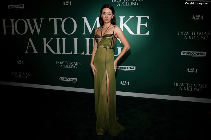 Jessica Yu Li Henwick photo 3 of 375