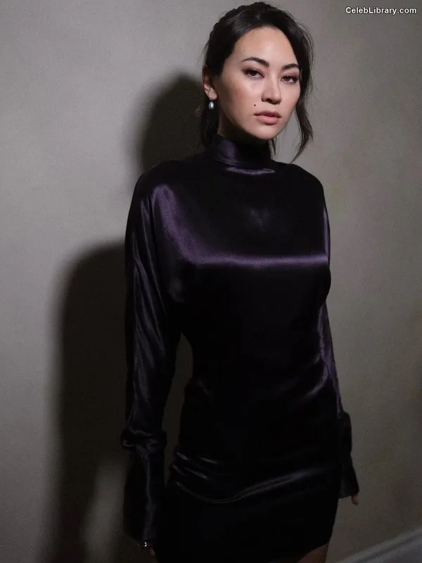 Jessica Yu Li Henwick photo 22 of 375