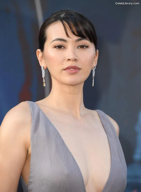 Jessica Yu Li Henwick photo 1 of 375