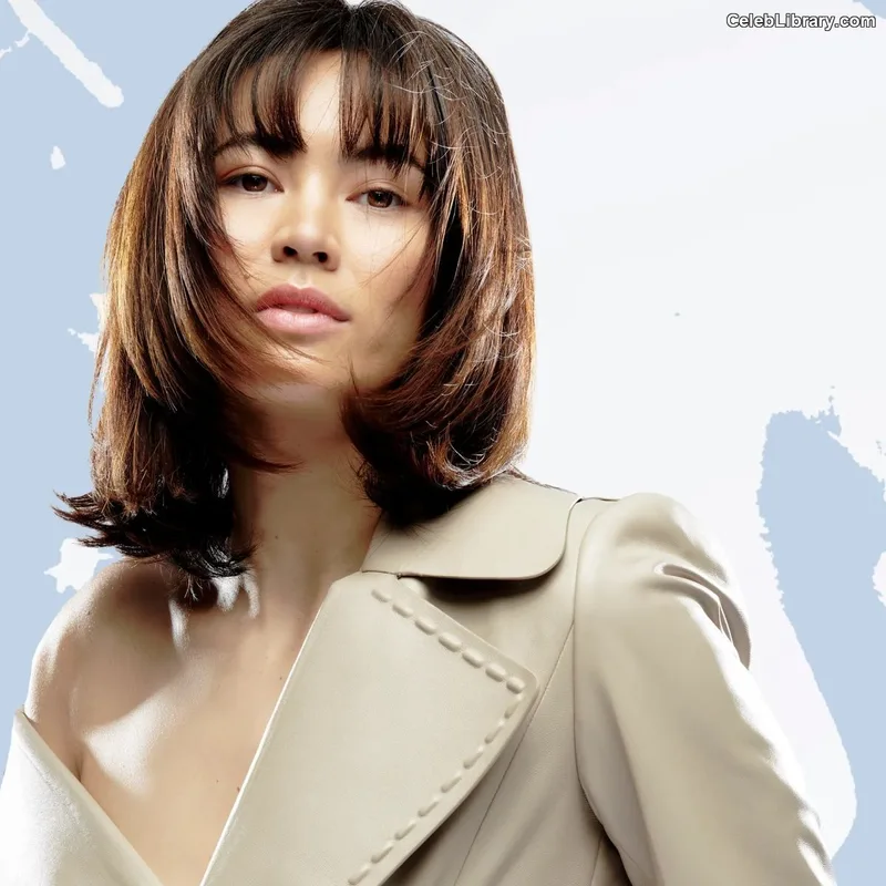 Jessica Yu Li Henwick photo 5 of 375