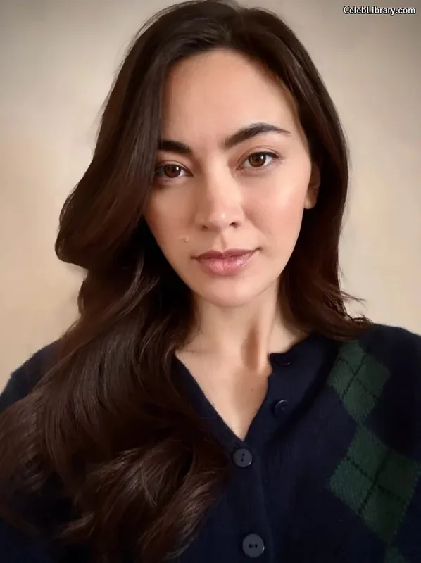 Jessica Yu Li Henwick photo 8 of 375
