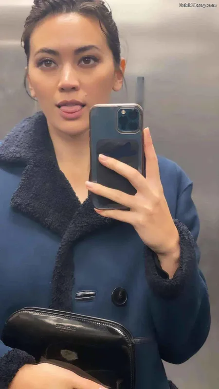 Jessica Yu Li Henwick photo 13 of 375