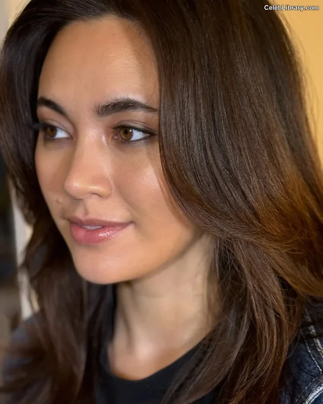 Jessica Yu Li Henwick photo 16 of 375
