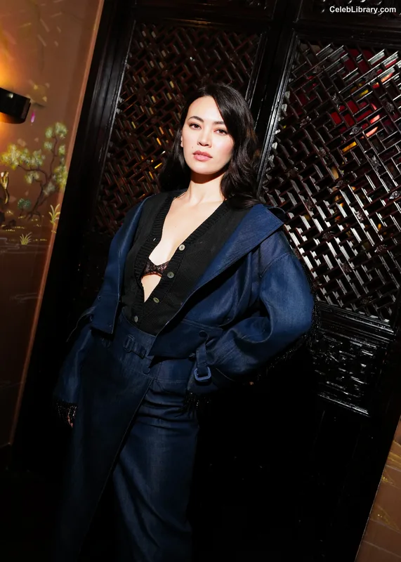 Jessica Yu Li Henwick photo 19 of 375