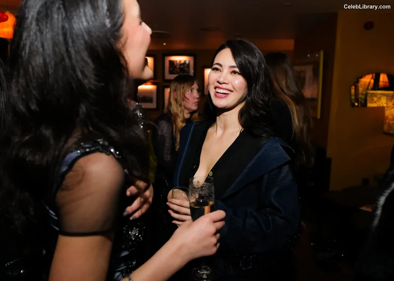 Jessica Yu Li Henwick photo 22 of 375