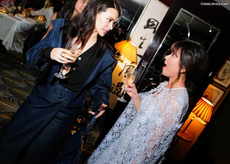 Jessica Yu Li Henwick photo 1 of 375
