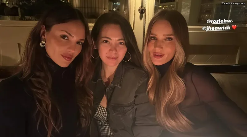 Jessica Yu Li Henwick photo 3 of 375