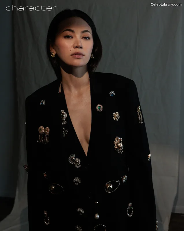 Jessica Yu Li Henwick photo 5 of 375