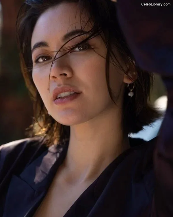 Jessica Yu Li Henwick photo 13 of 375