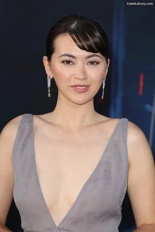 Jessica Yu Li Henwick photo 7 of 375