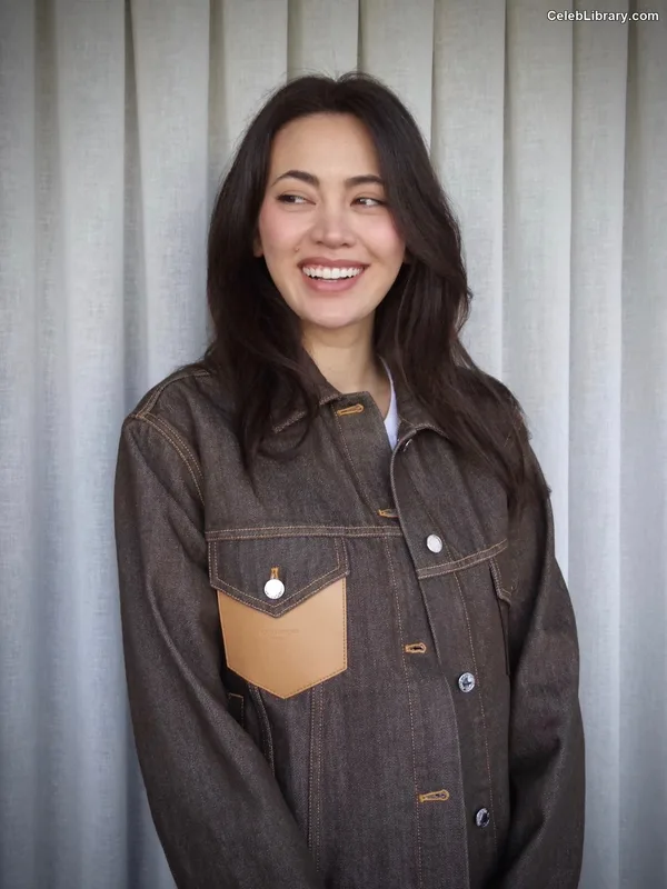 Jessica Yu Li Henwick photo 10 of 375