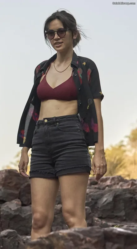 Jessica Yu Li Henwick photo 17 of 375