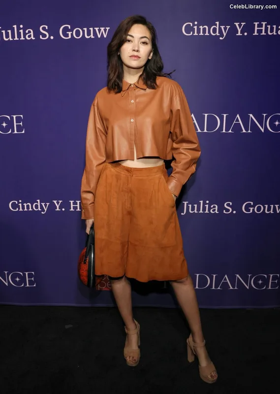 Jessica Yu Li Henwick photo 7 of 375
