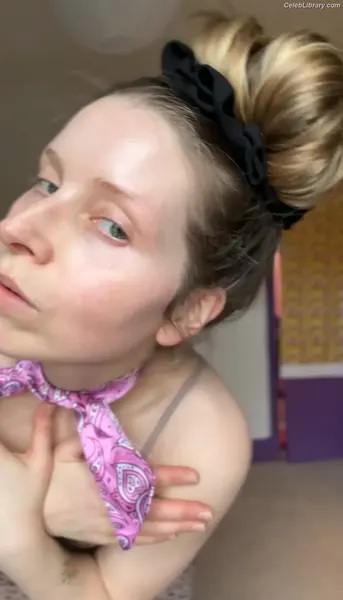 Jessie Cave