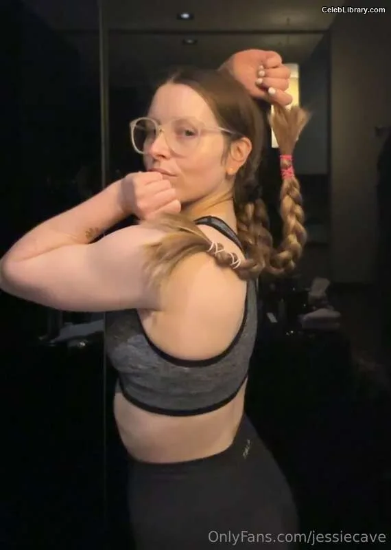 Jessie Cave photo 1 of 369