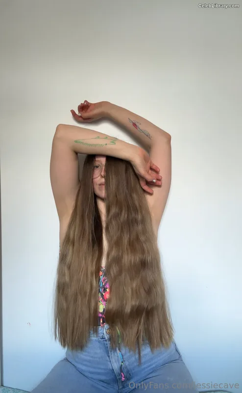 Jessie Cave photo 9 of 369