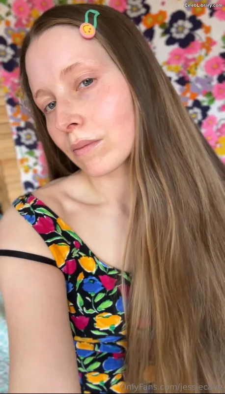 Jessie Cave photo 22 of 369