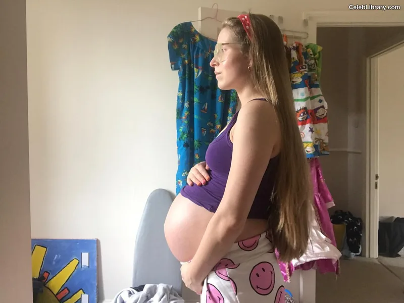 Jessie Cave photo 15 of 369