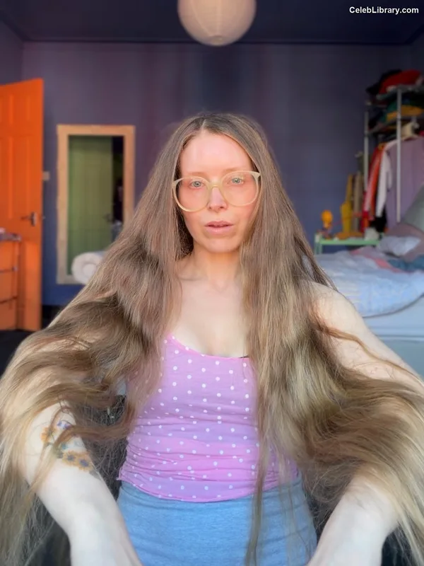 Jessie Cave photo 20 of 369