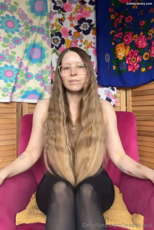 Jessie Cave photo 2 of 369