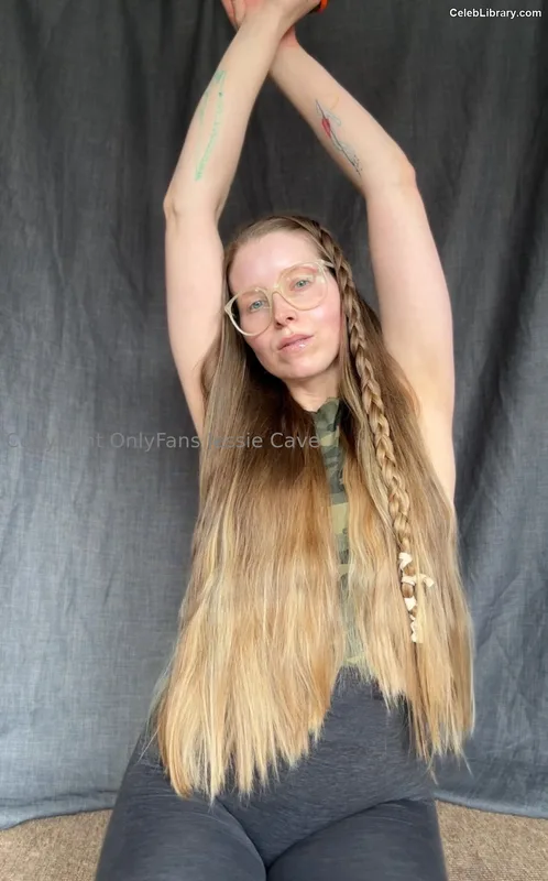 Jessie Cave photo 7 of 369