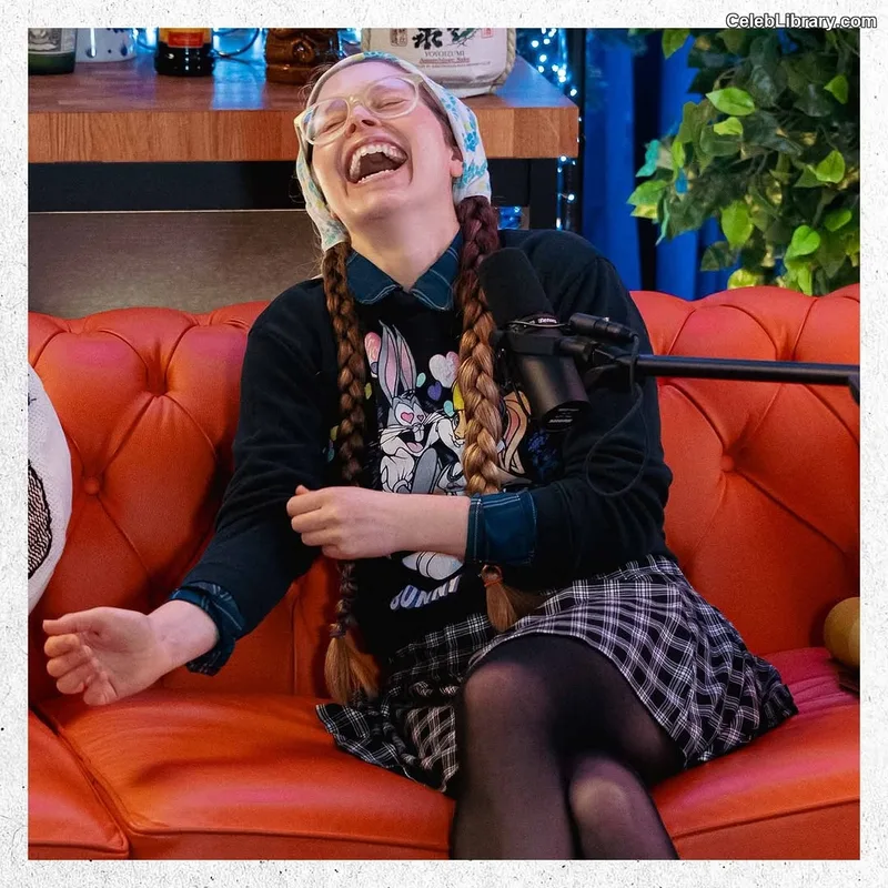 Jessie Cave photo 16 of 369