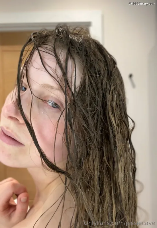 Jessie Cave photo 22 of 369
