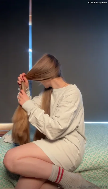 Jessie Cave photo 16 of 369