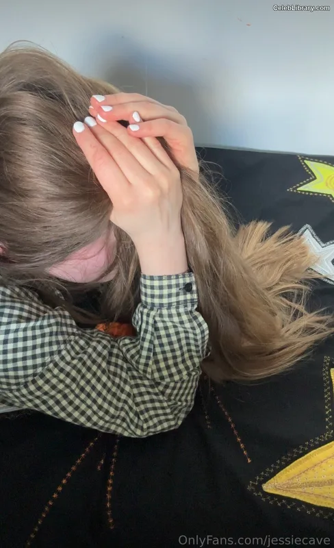 Jessie Cave photo 5 of 369