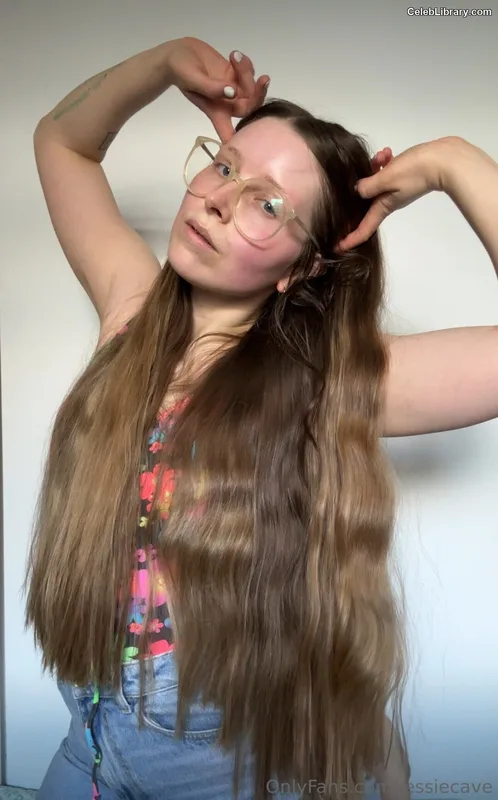 Jessie Cave photo 8 of 369