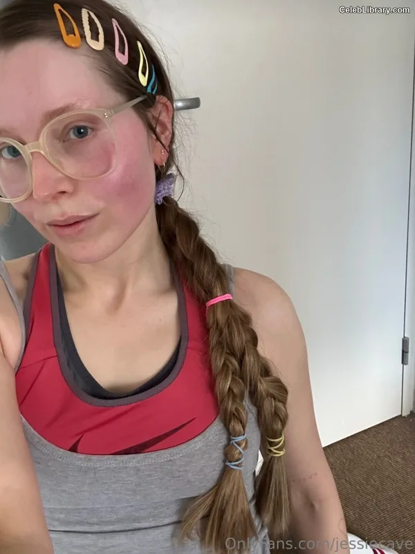 Jessie Cave photo 15 of 369