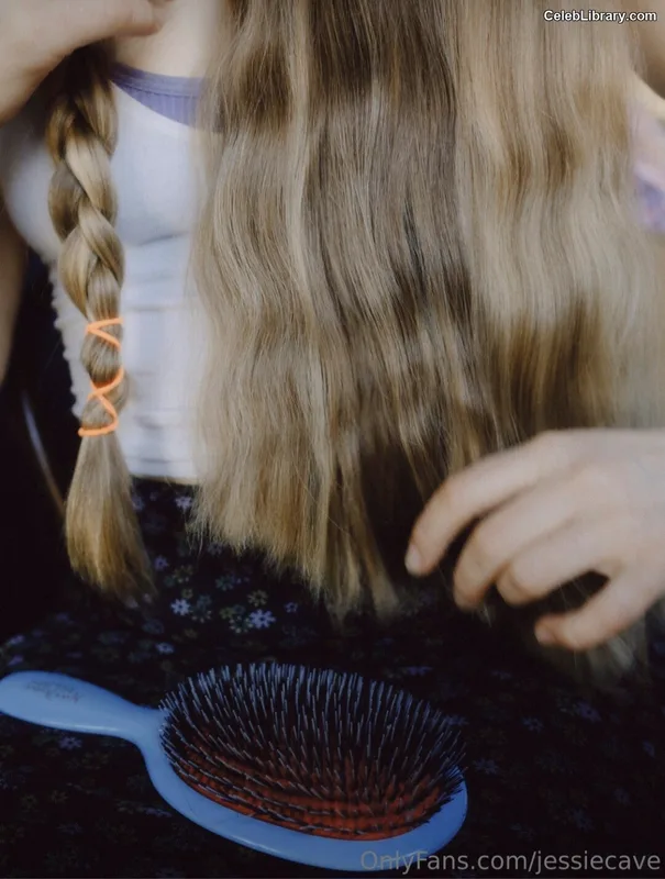 Jessie Cave photo 3 of 369