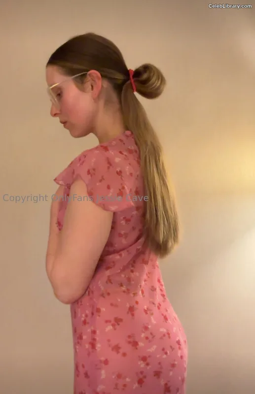 Jessie Cave photo 2 of 369