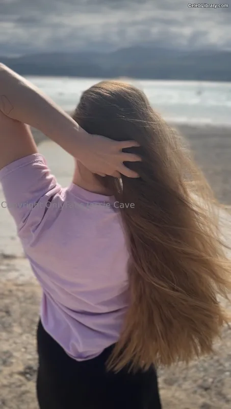 Jessie Cave photo 16 of 369
