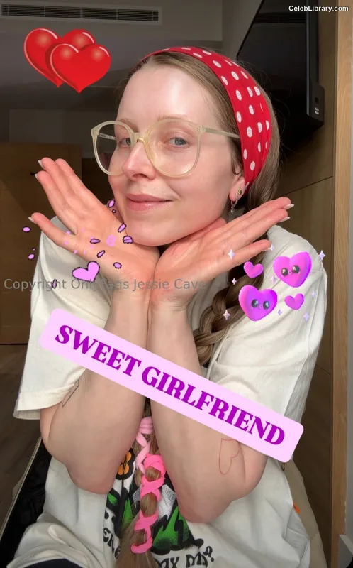 Jessie Cave photo 19 of 369