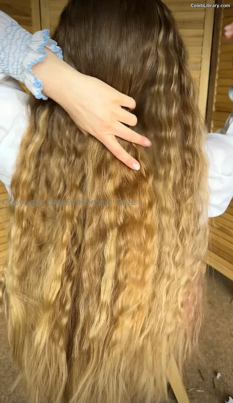 Jessie Cave photo 3 of 369