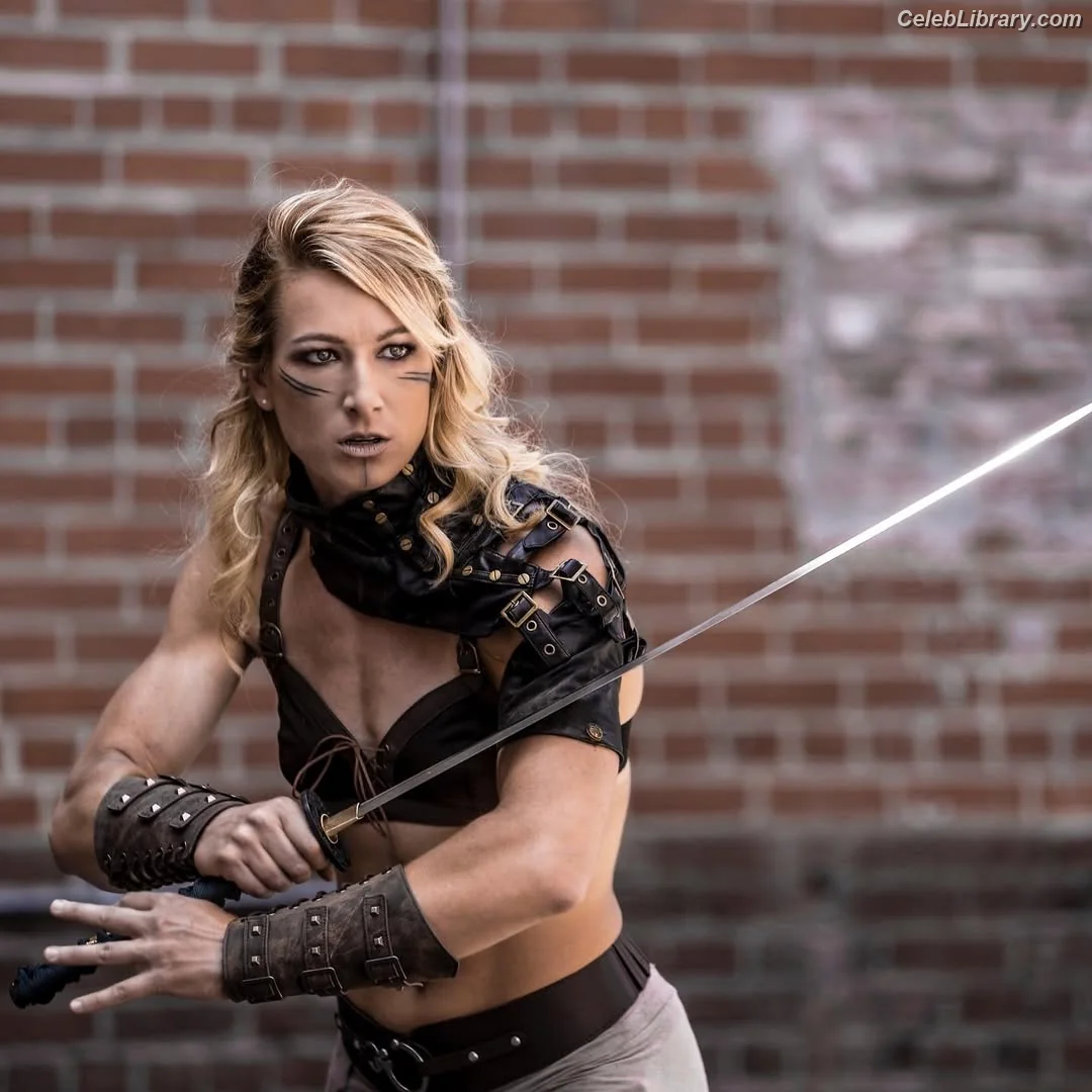 Jessie Graff photo 19 of 55