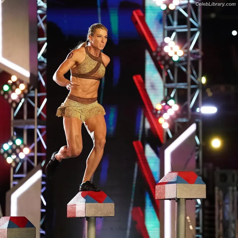 Jessie Graff photo 4 of 56