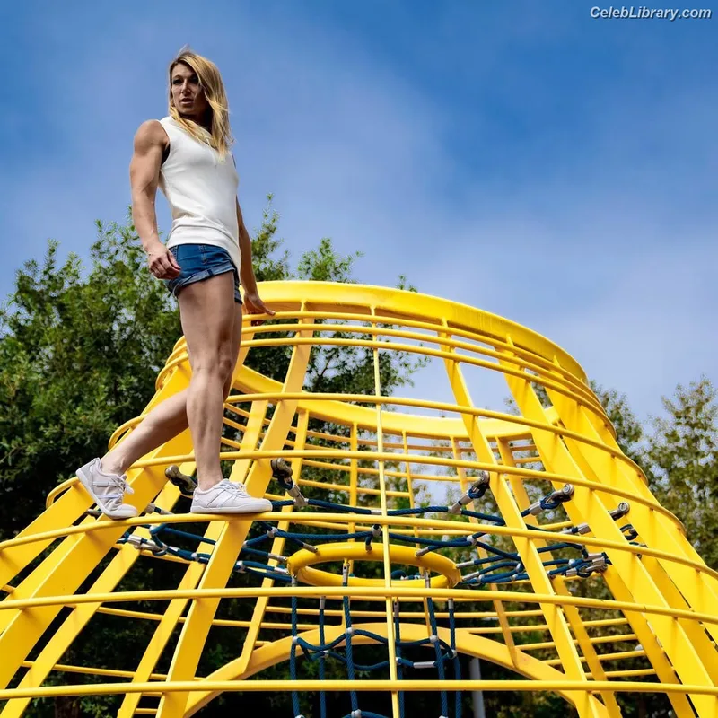 Jessie Graff photo 1 of 56