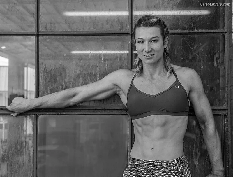 Jessie Graff photo 1 of 56