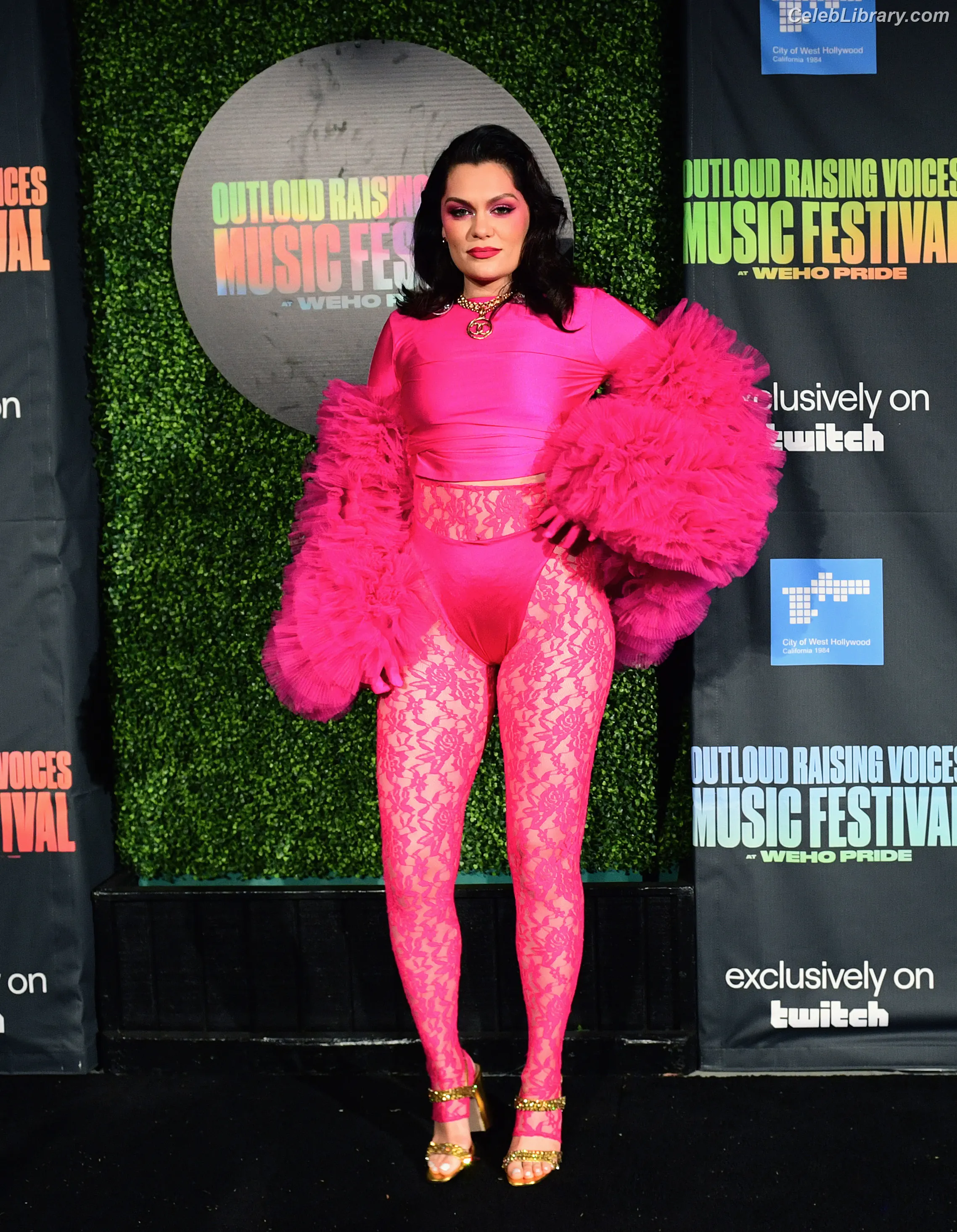 Jessie J photo 14 of 327