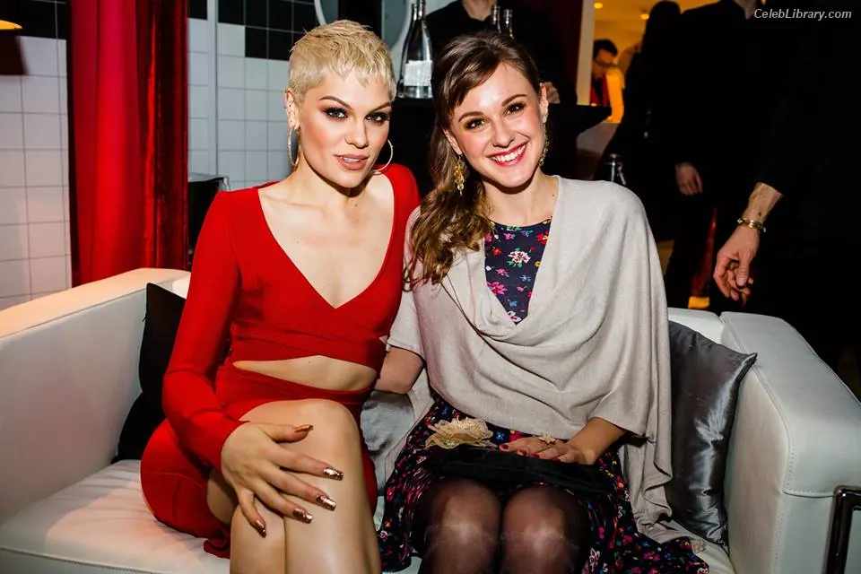 Jessie J photo 16 of 327