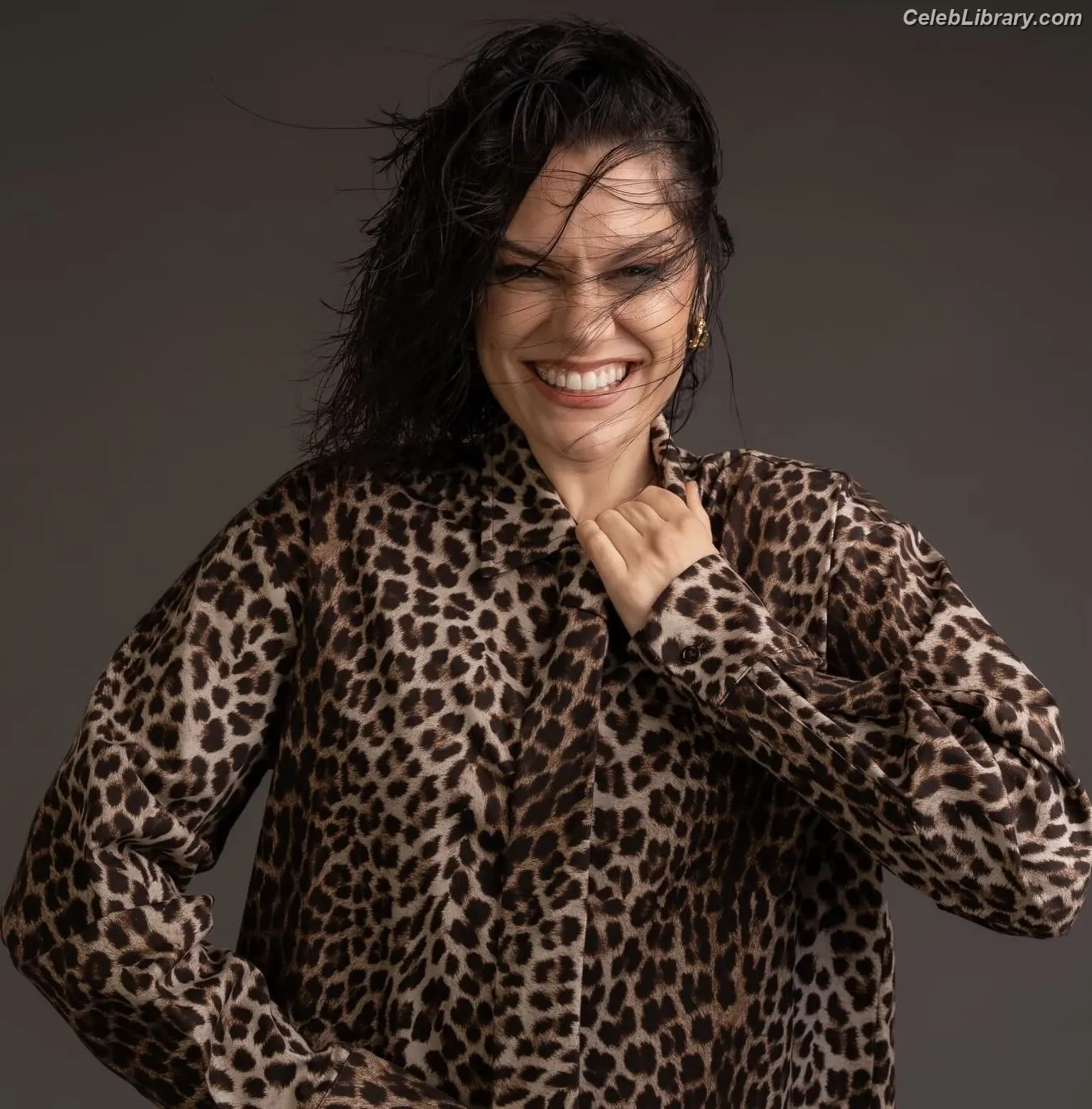 Jessie J photo 2 of 327