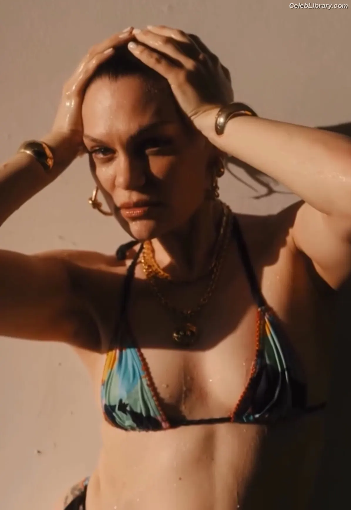 Jessie J photo 5 of 327