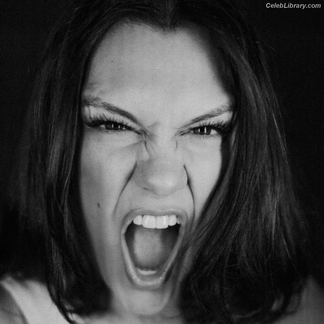 Jessie J photo 24 of 327