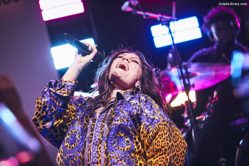 Jessie J photo 14 of 326