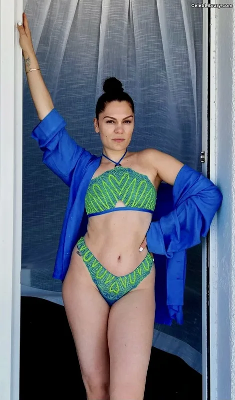 Jessie J photo 15 of 326